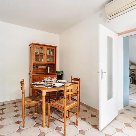 Holiday home Les Cigognes