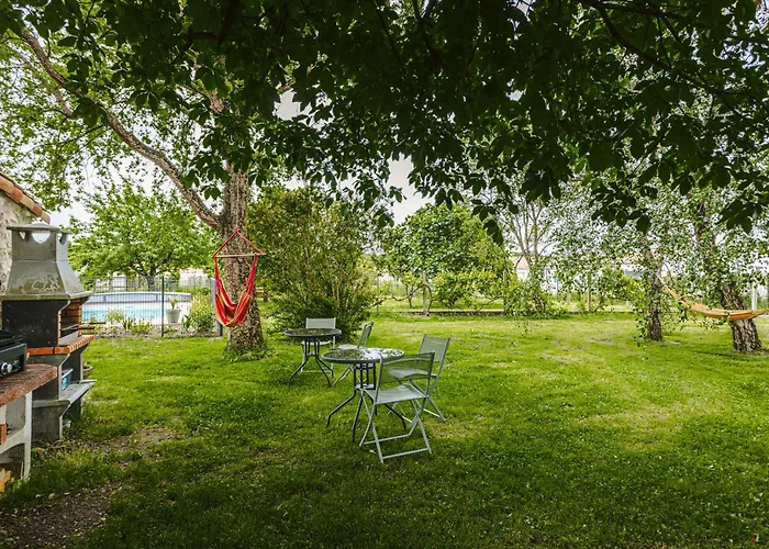 Les Cigognes Marennes (Charente-Maritime)